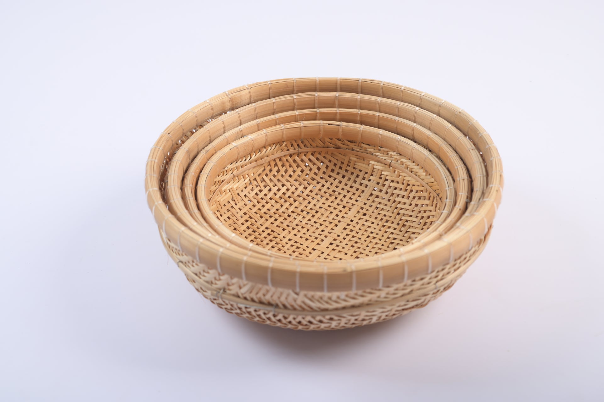 Kitchen counter fruit bowl, kitchen plastic bowl, kitchen large fruit  basket, decorative candy bowl, bamboo fruit basket.